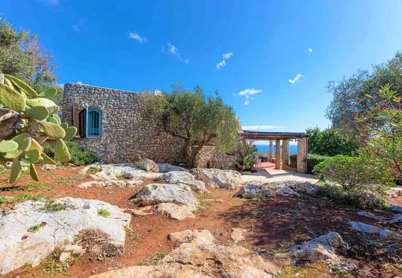 Maison à Gagliano del Capo - Villa avec mini-piscine chauffée et vue mer 180°