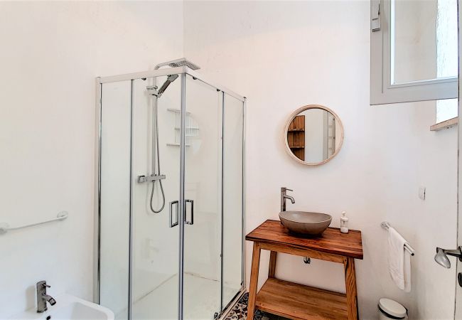 Villa à Castro - Superbe villa avec jacuzzi et accès privé à la mer Villa à Castro - Superbe villa avec jacuzzi et accès privé à la mer