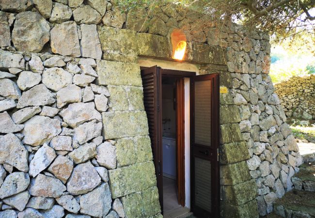 Trullo à Castro - Little trullo with private sea access (house E) Trullo à Castro - Little trullo with private sea access (house E)