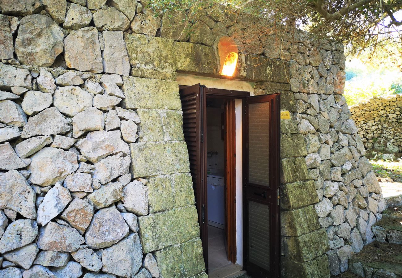 Trullo à Castro - Little trullo with private sea access (house E)