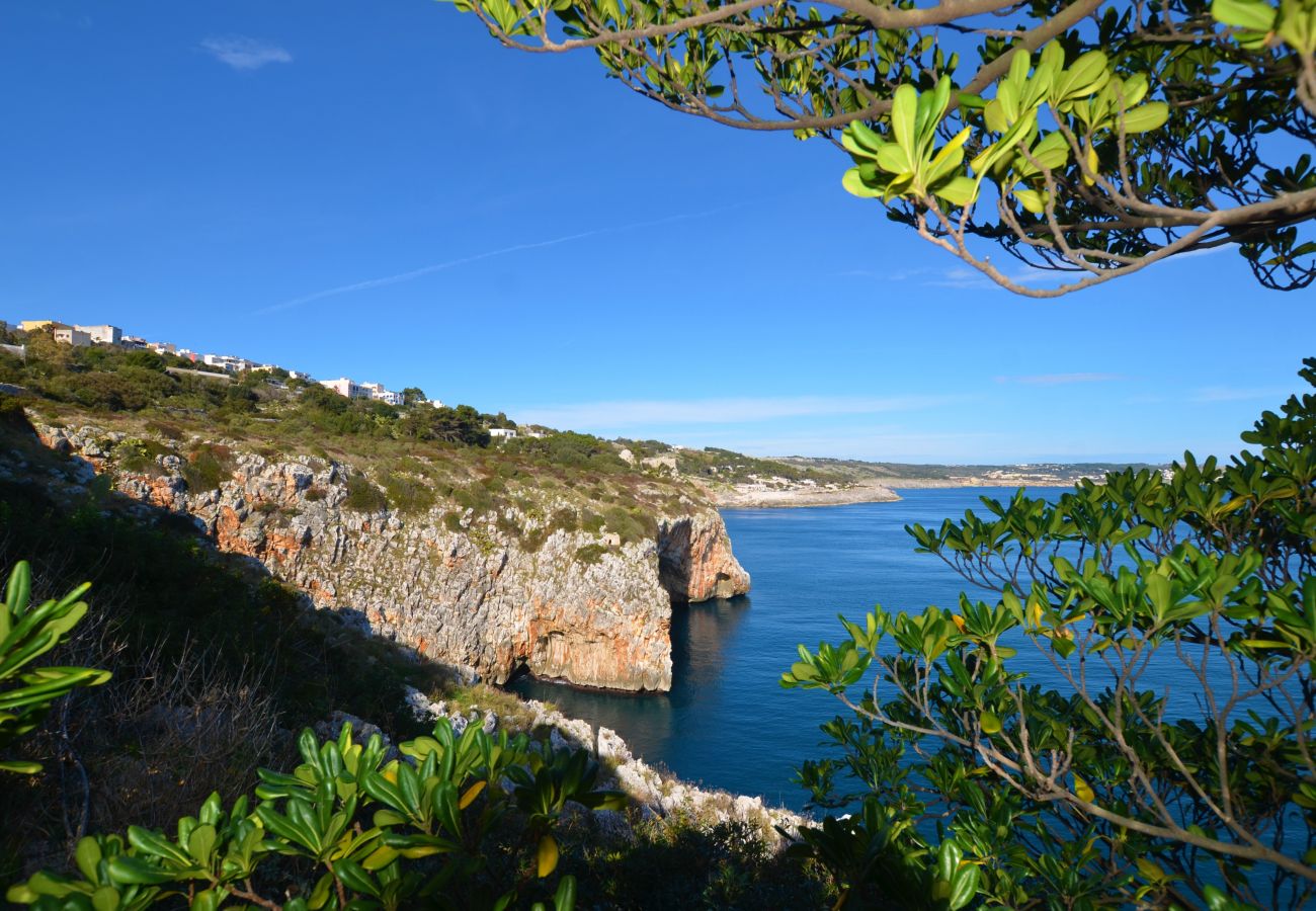 Trullo à Castro - Little trullo with private sea access (house E)