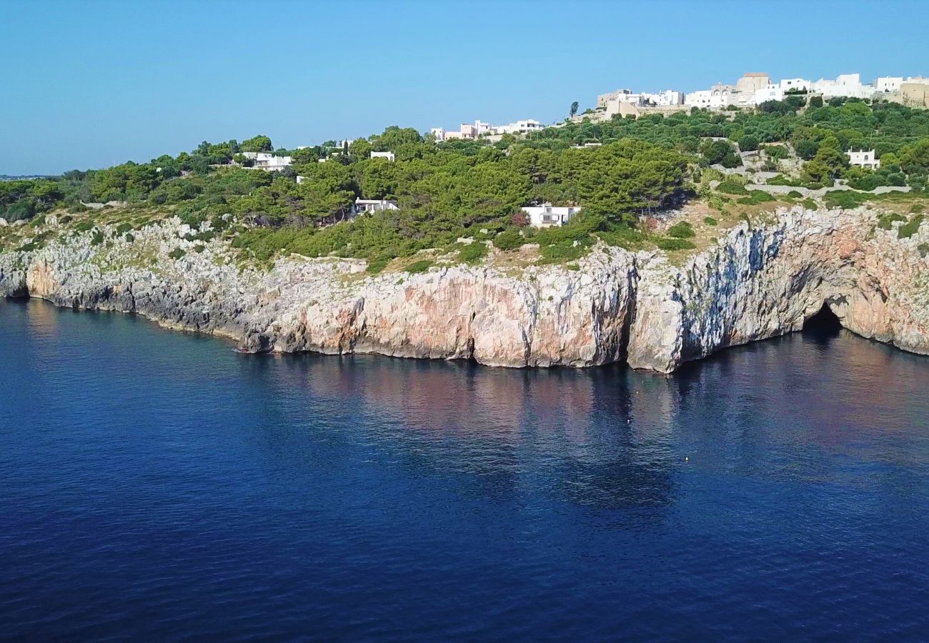 Trullo à Castro - Little trullo with private sea access (house E)