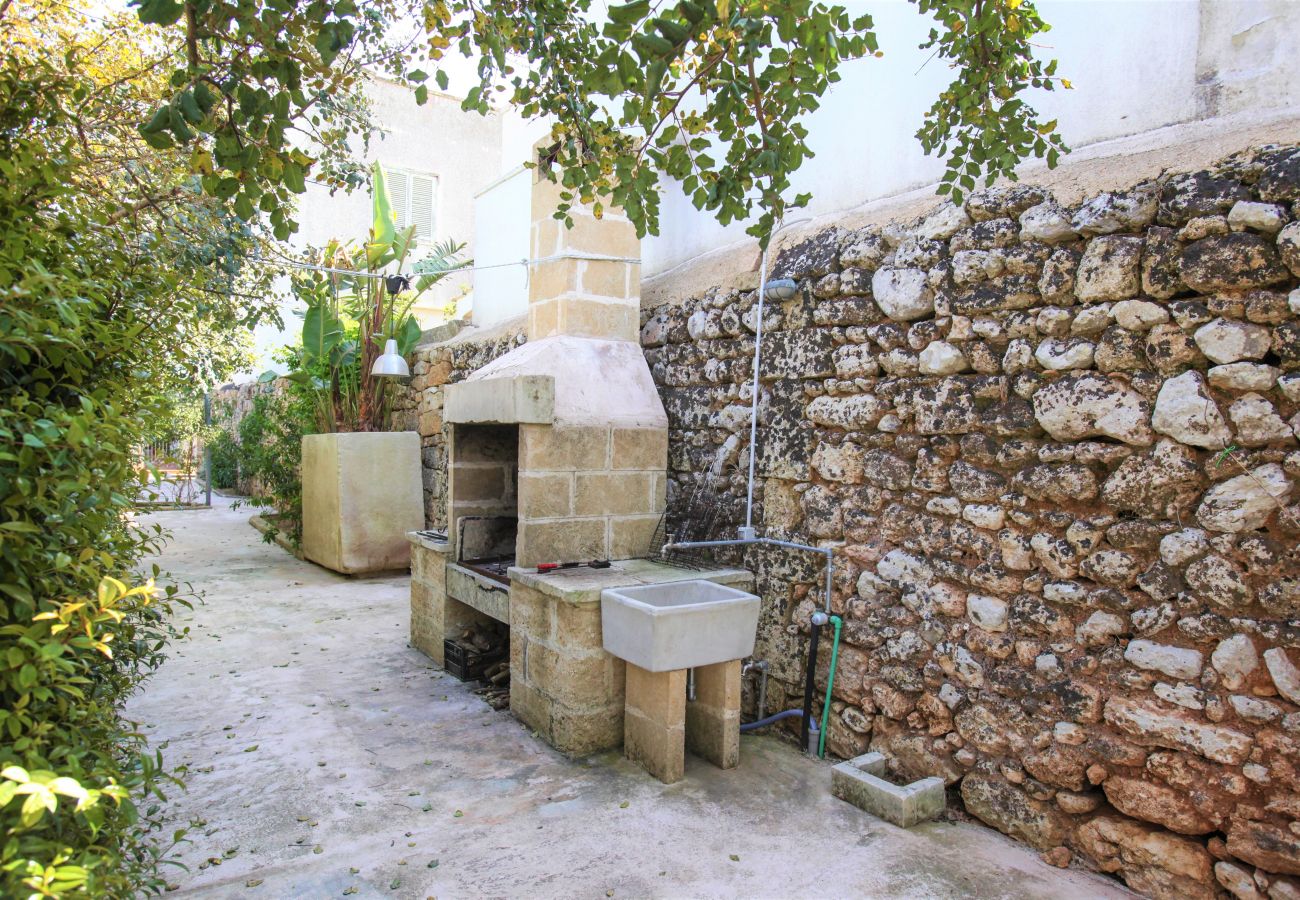 Appartement à Patù - Joli studio avec accès piscine et terrasse (E)