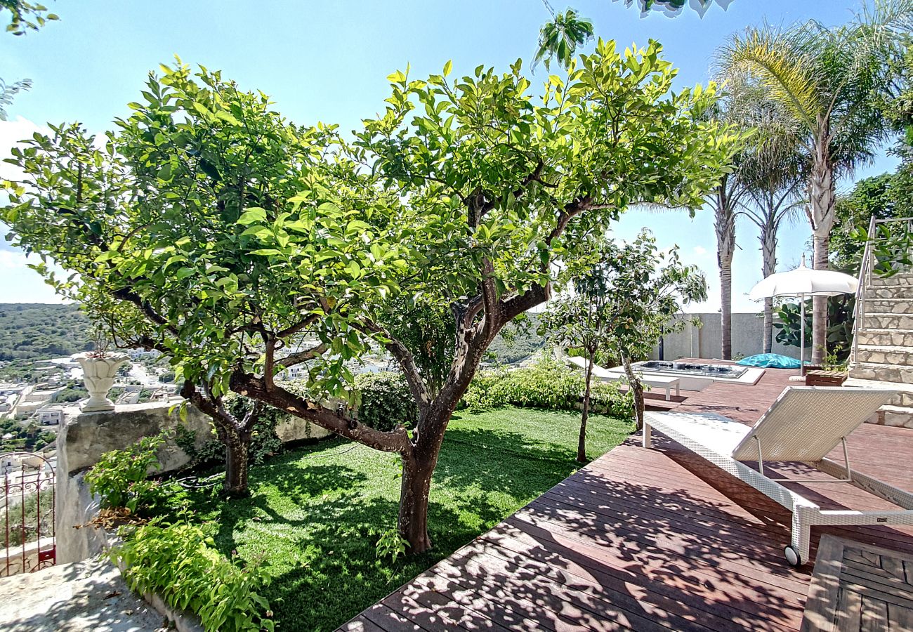 Maison à Castro - Jacuzzi dans la vieille ville avec jardin vue mer