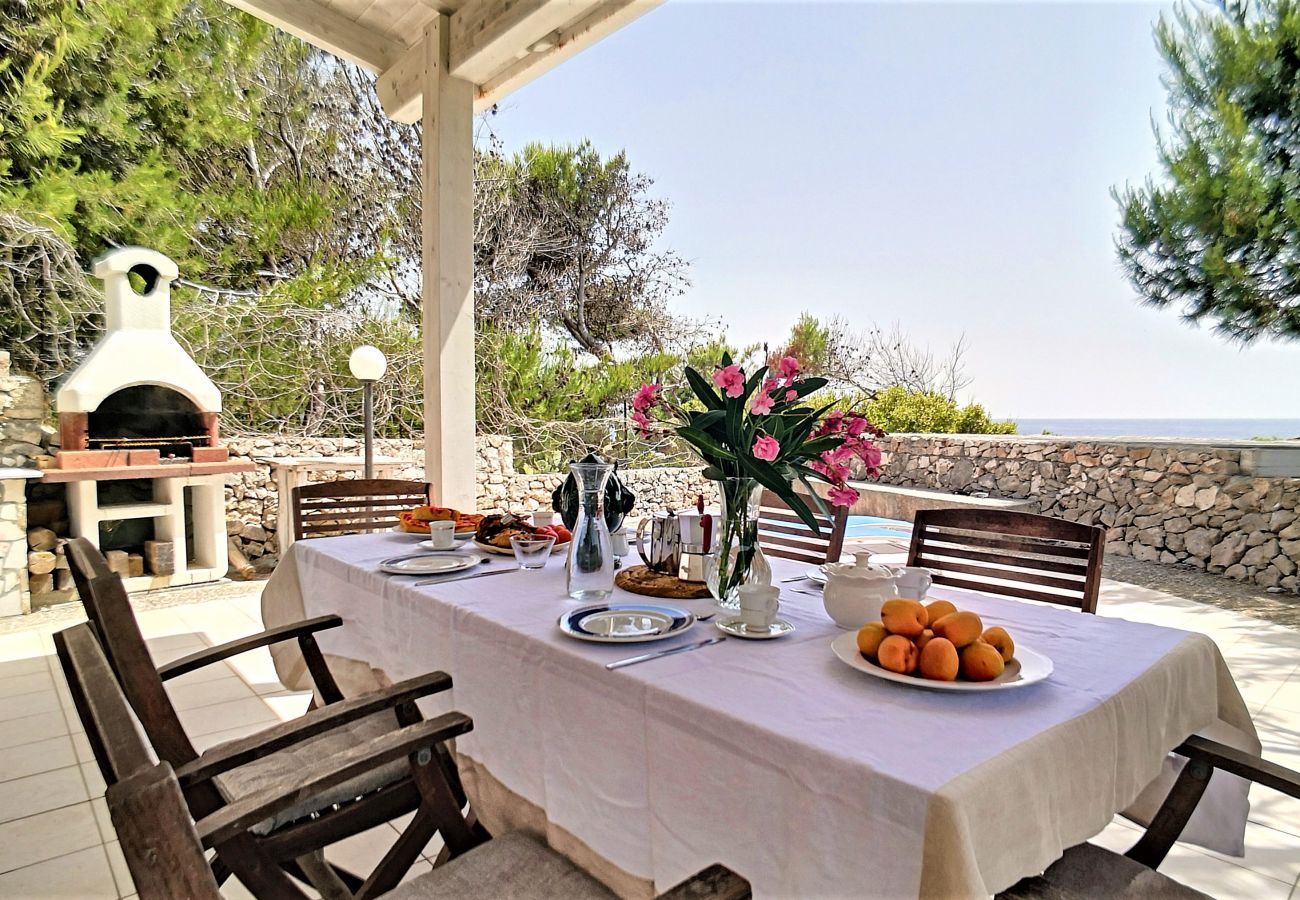 Villa à Marittima - Villa de charme avec accès mer privé et jacuzzi