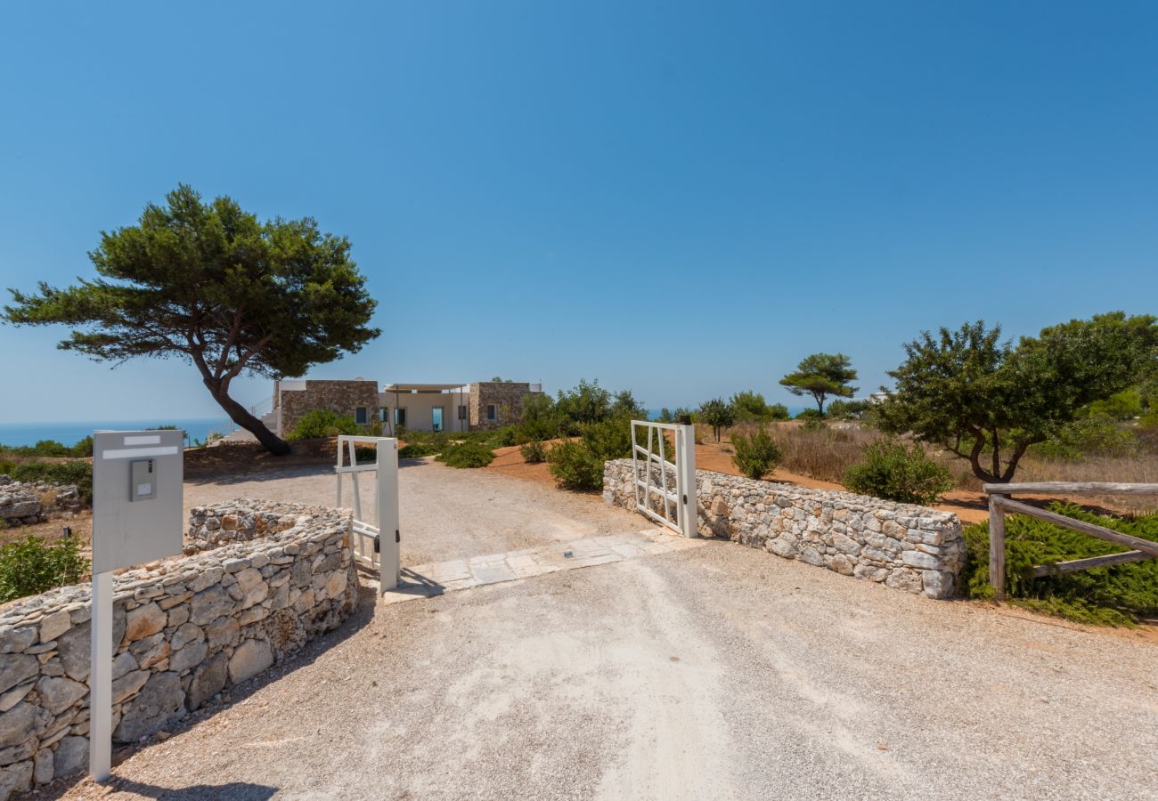 Villa à Torre Pali - Superbe villa avec piscine & vue mer 180°