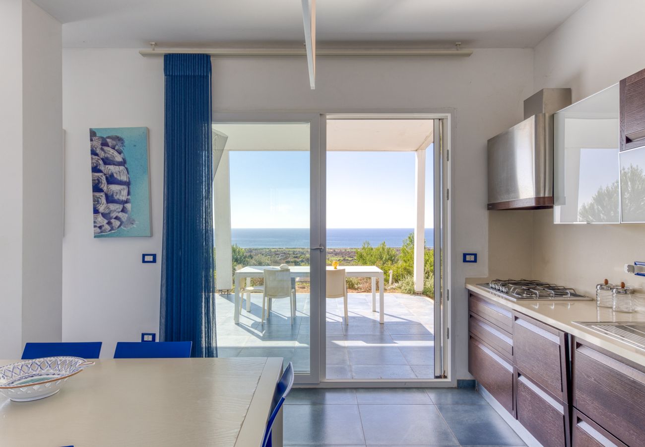 Villa à Torre Pali - Superbe villa avec piscine & vue mer 180°