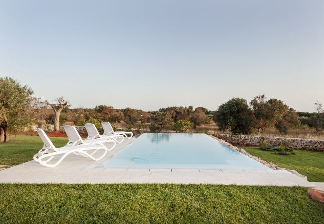 Villa à Pescoluse - Merveilleuse villa avec piscine et grand jardin