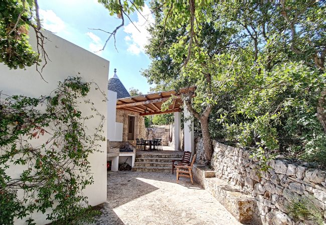 Villa à Cisternino - Superbes trulli de campagne avec piscine privée