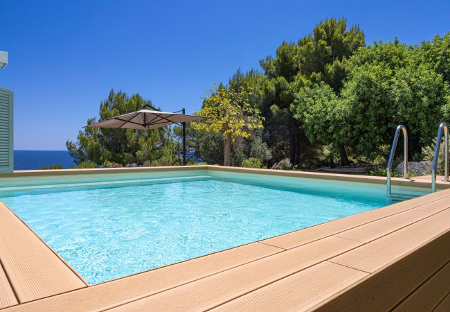 Villa à Castro - Villa haut de gamme avec piscine, endroit de rêve