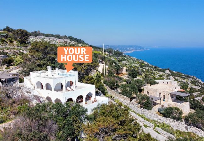 Villa à Leuca - Belle maison sur les falaises avec vue mer à 180° Villa à Leuca - Belle maison sur les falaises avec vue mer à 180°