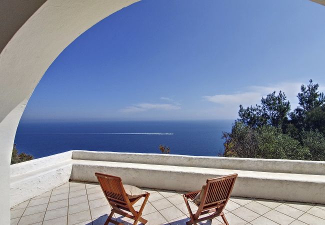 Villa à Leuca - Belle maison sur les falaises avec vue mer à 180°