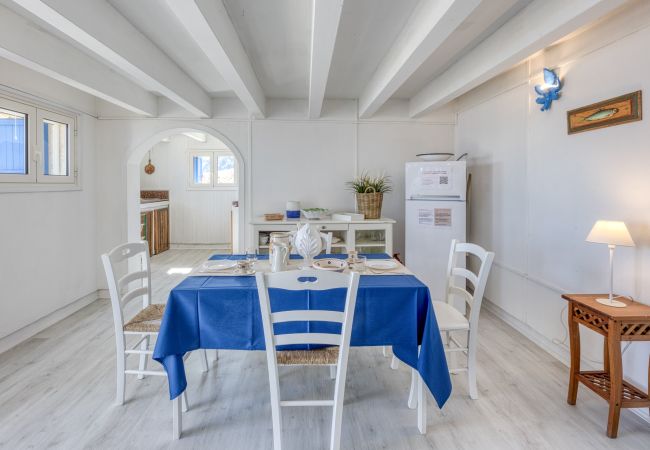 Trullo à Gagliano del Capo - Maison romantique en pierre avec jacuzzi&accès mer Trullo à Gagliano del Capo - Maison romantique en pierre avec jacuzzi&accès mer