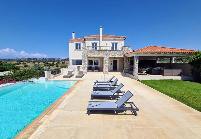 Villa à Porto Heli - Luxueuse villa avec grande piscine vue mer