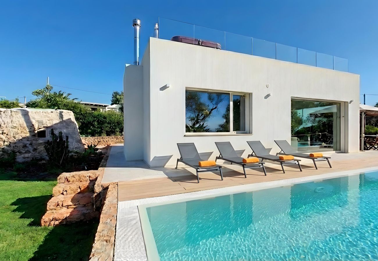 Villa à Marina di Felloniche - Villa de rève, accès plage, piscine et jacuzzi