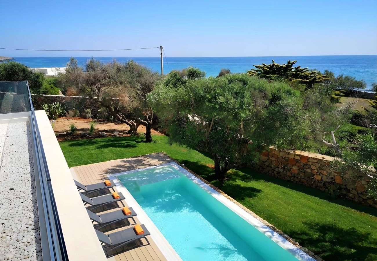 Villa à Marina di Felloniche - Villa de rève, accès plage, piscine et jacuzzi