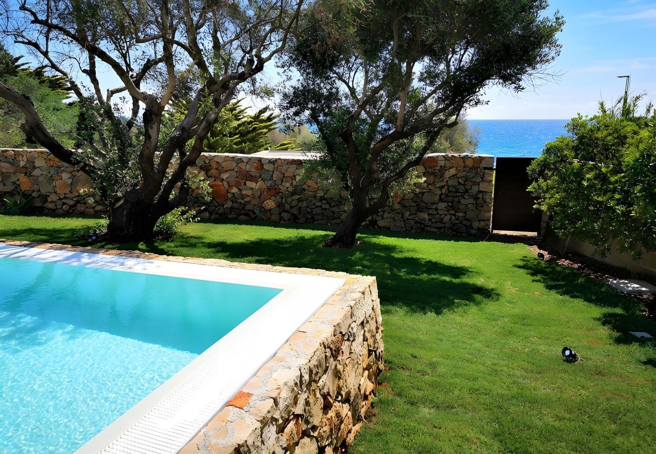 Villa à Marina di Felloniche - Villa de rève, accès plage, piscine et jacuzzi