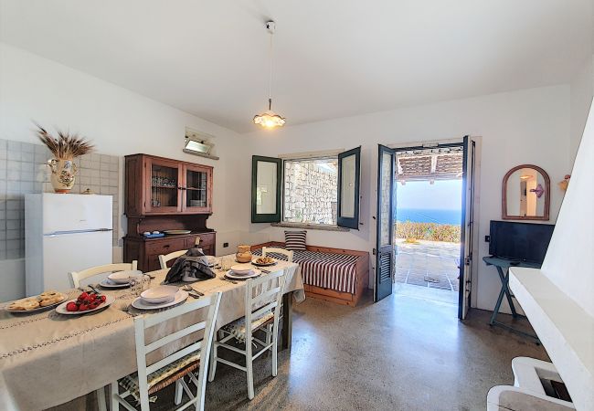 Maison à Corsano - Accès direct mer et minipiscine chauffée Maison à Corsano - Accès direct mer et minipiscine chauffée
