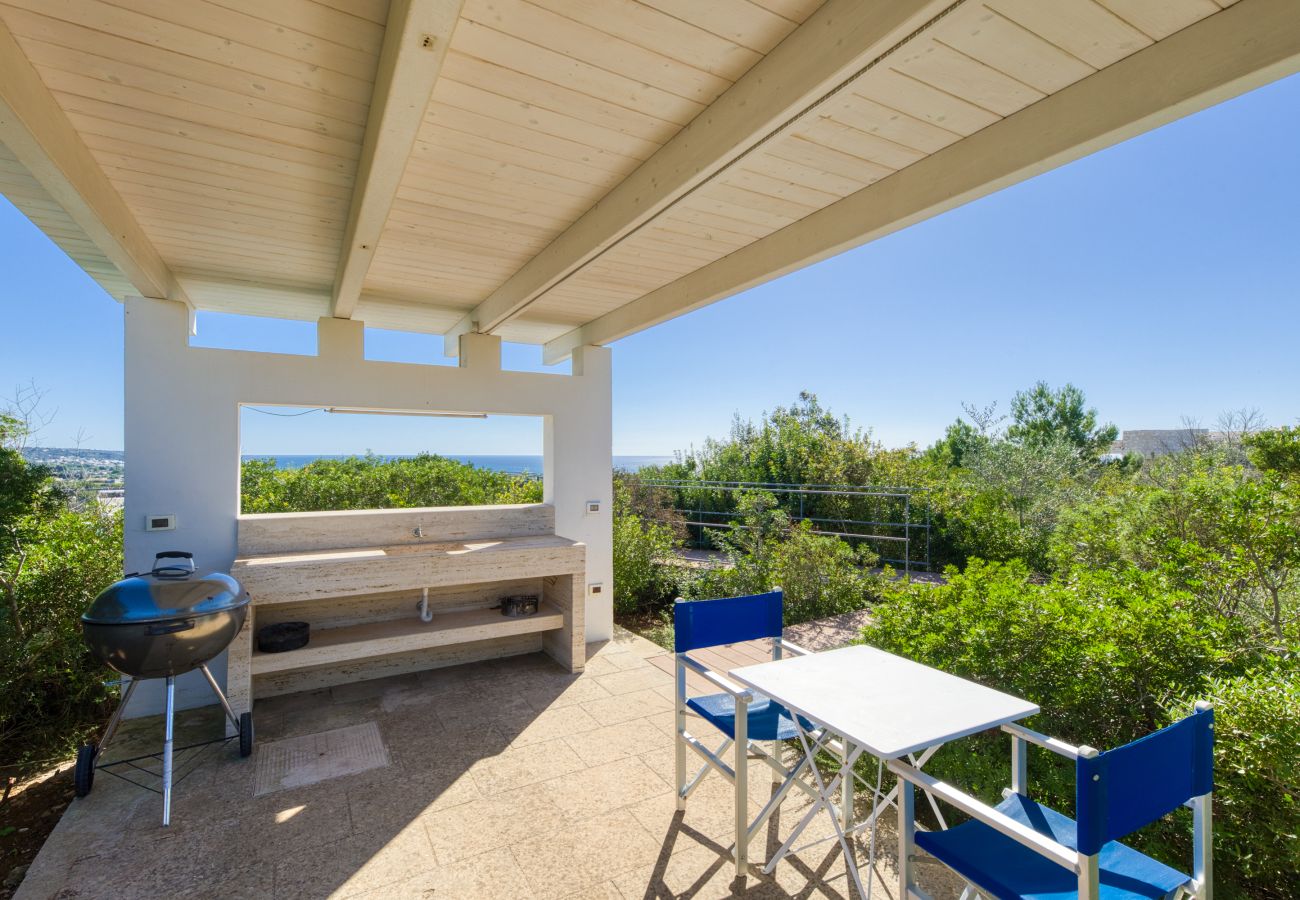 Villa à Torre Pali - Villa panoramique avec piscine proche de la plage