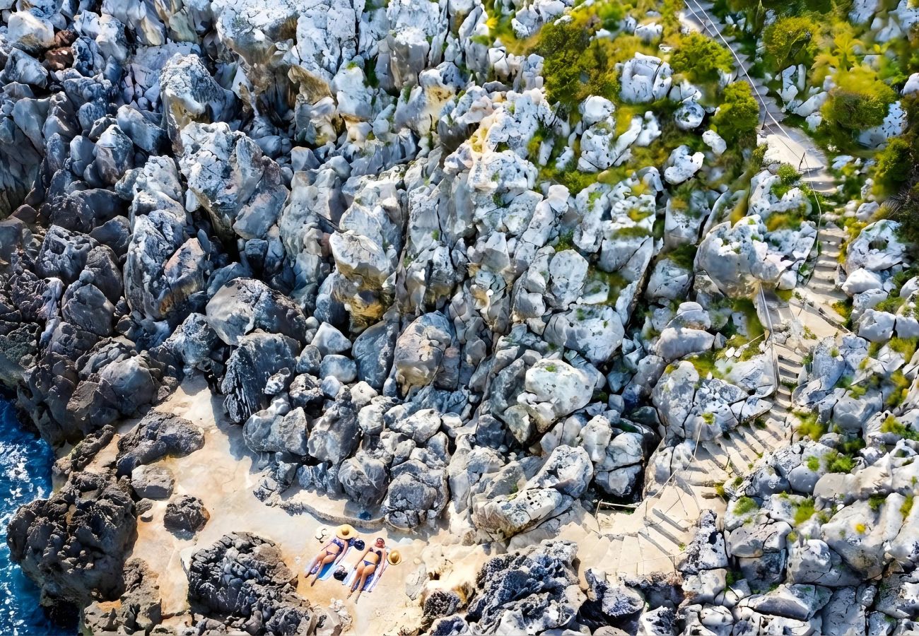 Trullo à Castro - Trullo en pierre avec accès mer privé (maison F)