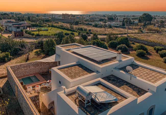Villa à Torre Pali - Villa supérieure avec vue mer et petite piscine Villa à Torre Pali - Villa supérieure avec vue mer et petite piscine