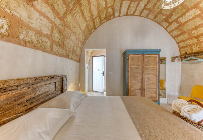 Villa à Salve - Entière maison avec piscine privée à 5km de la mer Villa à Salve - Entière maison avec piscine privée à 5km de la mer