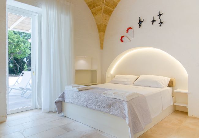 Villa à Torre Vado - Moderne villa de luxe avec piscine à 2km de la mer Villa à Torre Vado - Moderne villa de luxe avec piscine à 2km de la mer