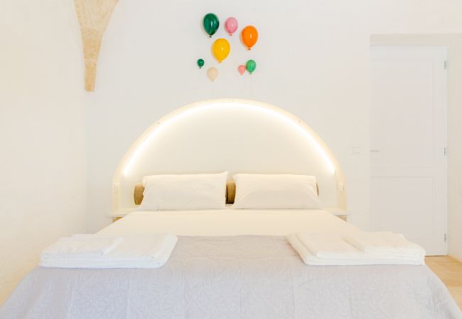 Villa à Torre Vado - Moderne villa de luxe avec piscine à 2km de la mer Villa à Torre Vado - Moderne villa de luxe avec piscine à 2km de la mer