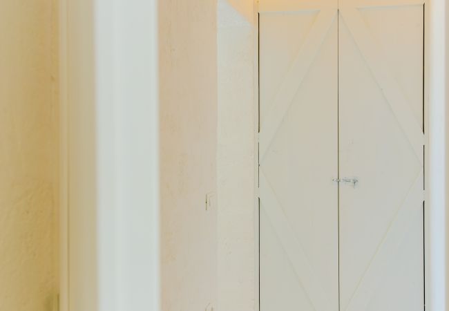 Villa à Torre Vado - Moderne villa de luxe avec piscine à 2km de la mer Villa à Torre Vado - Moderne villa de luxe avec piscine à 2km de la mer