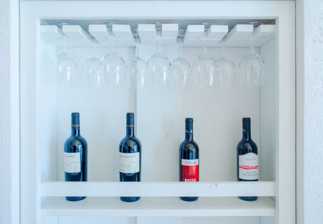 Villa à Torre Vado - Moderne villa de luxe avec piscine à 2km de la mer Villa à Torre Vado - Moderne villa de luxe avec piscine à 2km de la mer