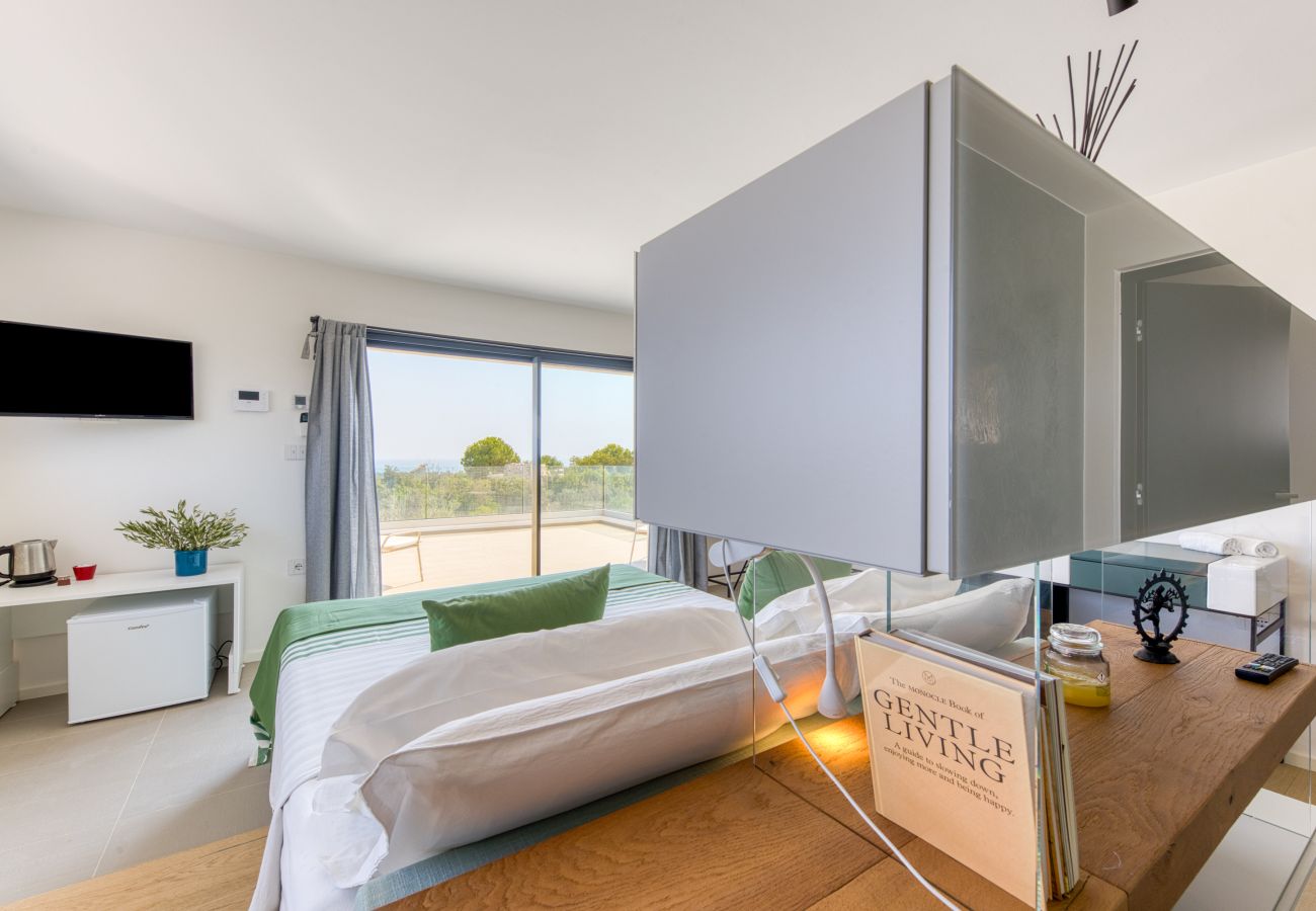 Villa à Leuca - Magnifique villa sur 3 niveaux, piscine & vue mer