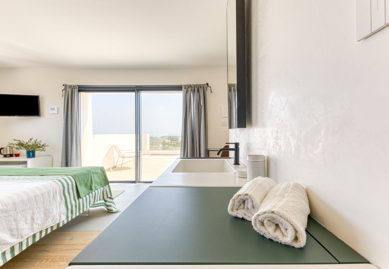 Villa à Leuca - Magnifique villa sur 3 niveaux, piscine & vue mer