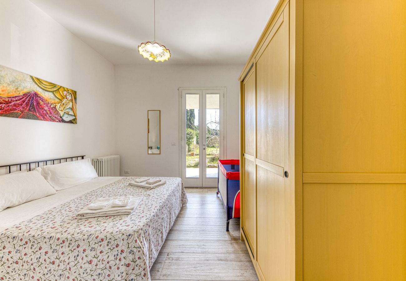 Villa à Castro - Superbe villa avec piscine et parc, mer à 2 km