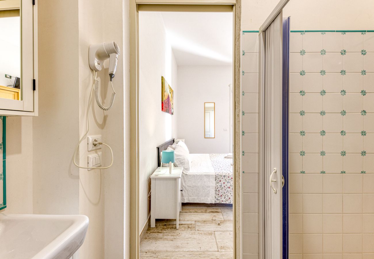 Villa à Castro - Superbe villa avec piscine et parc, mer à 2 km