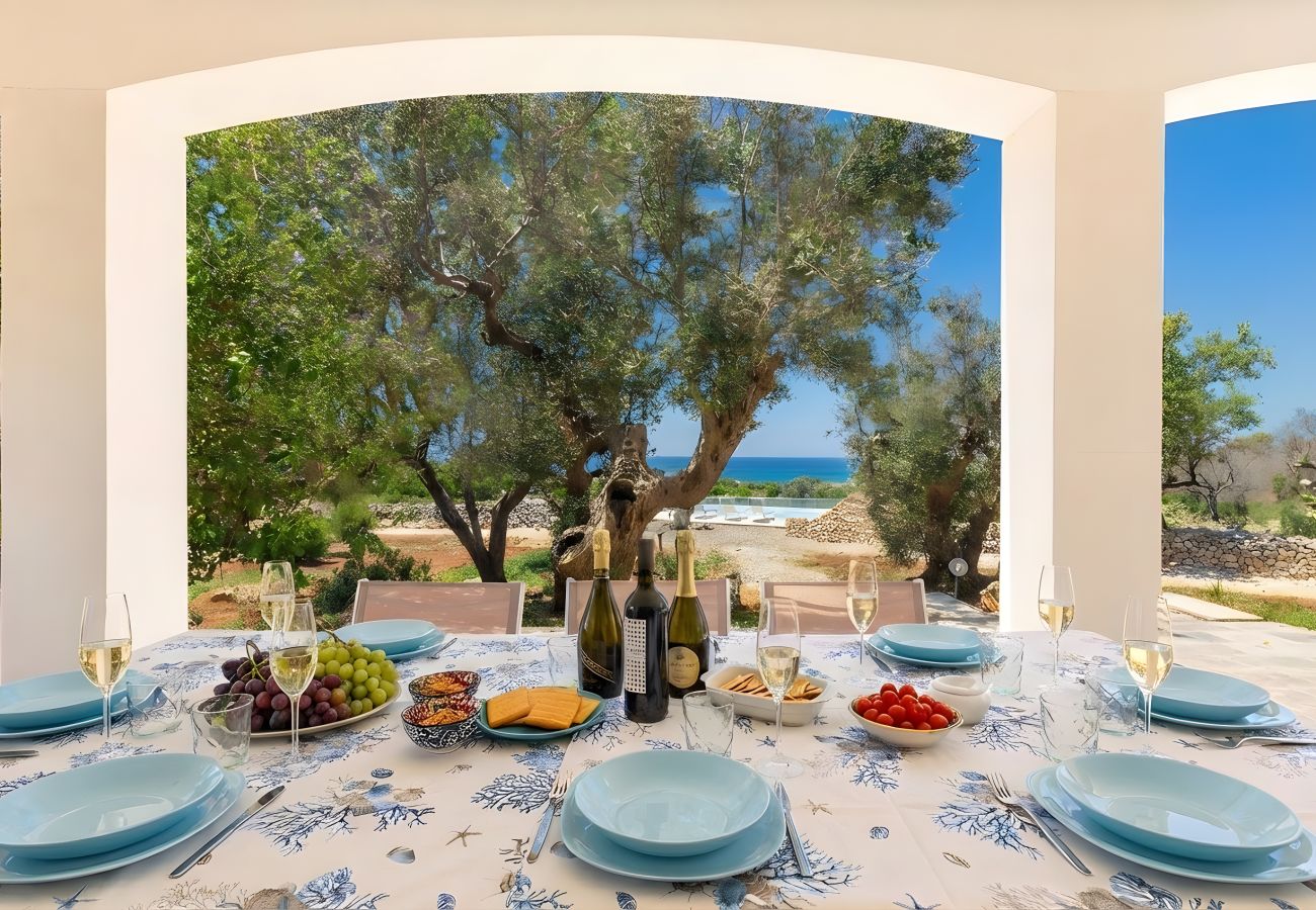 Villa à Torre Vado - Magnifique propriété avec piscine, vue mer, jardin