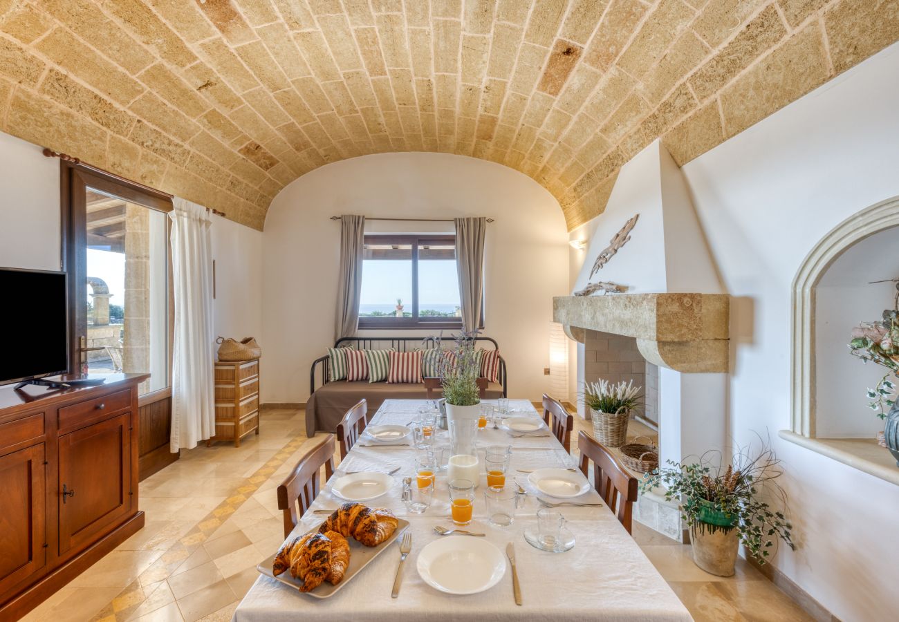 Villa à Torre Pali - Villa avec piscine privée à 2 km des plages