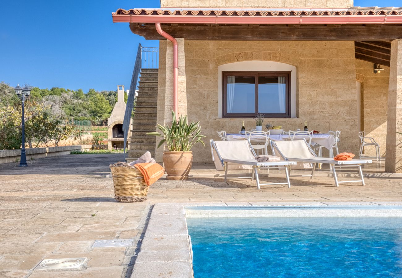 Villa à Torre Pali - Villa avec piscine privée à 2 km des plages