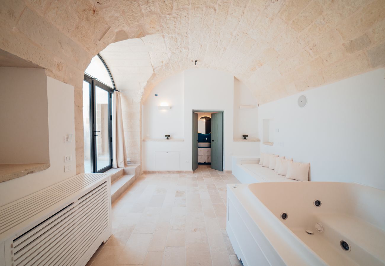 Villa à San Cassiano - Élégante maison avec piscine dans l'ancien village