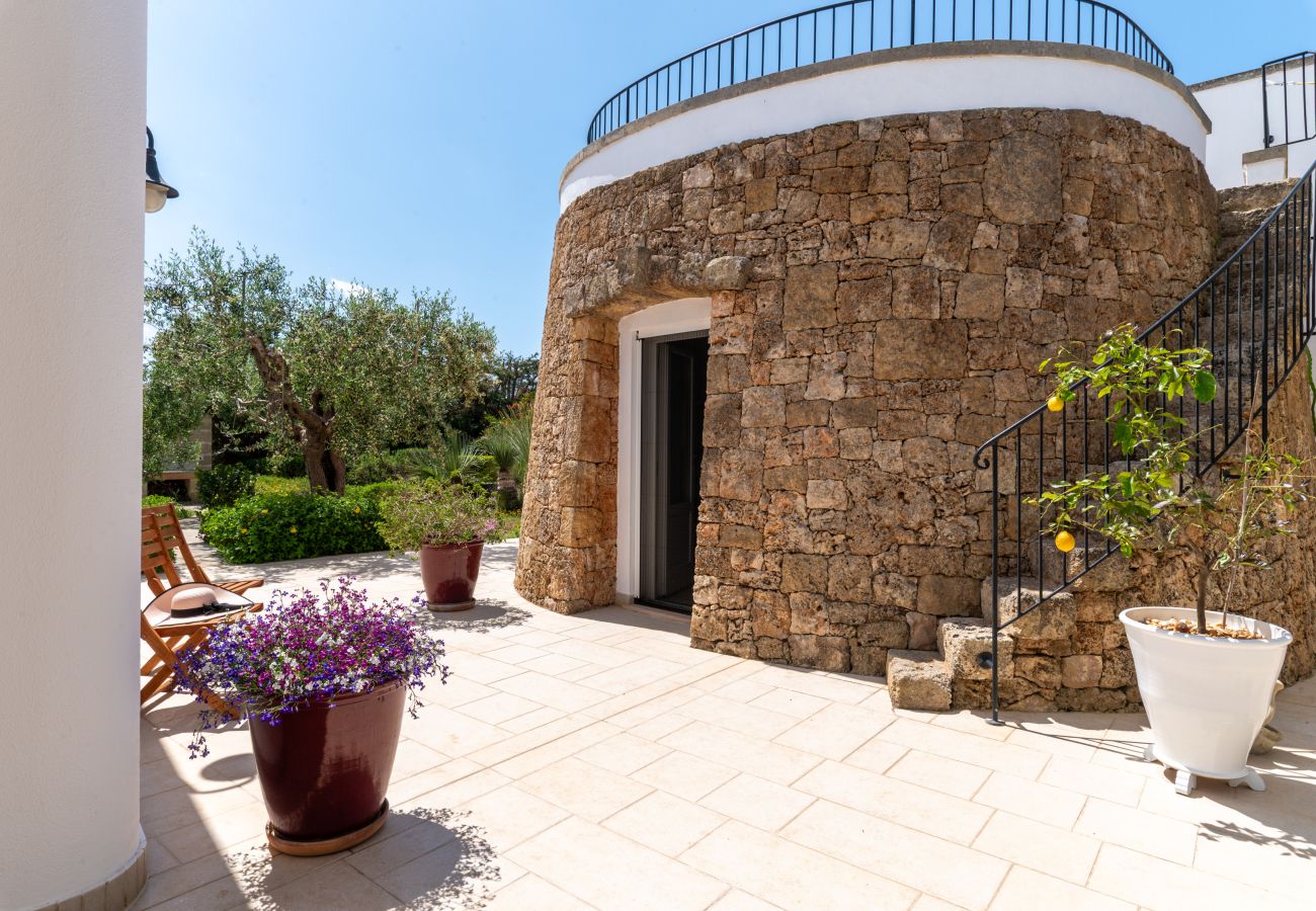 Villa à Torre San Giovanni - Superbe villa de plage avec piscine et jardin