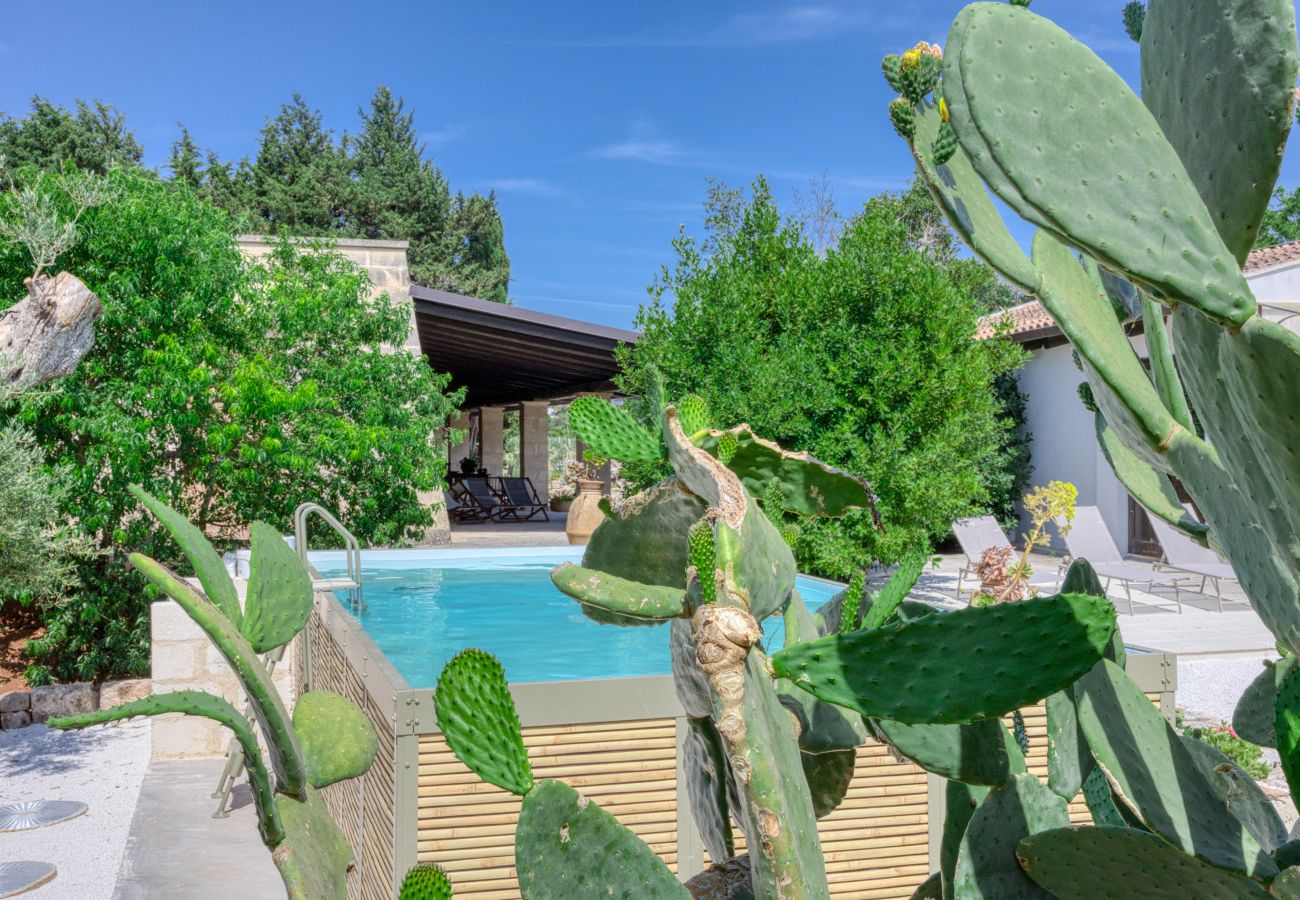 Villa à Casarano - Entière domaine rural avec piscine, usage exclusif