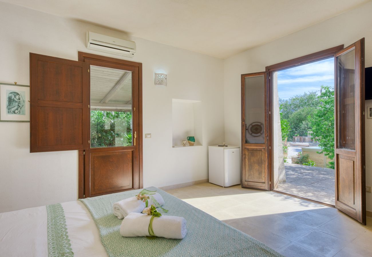 Villa à Casarano - Entière domaine rural avec piscine, usage exclusif