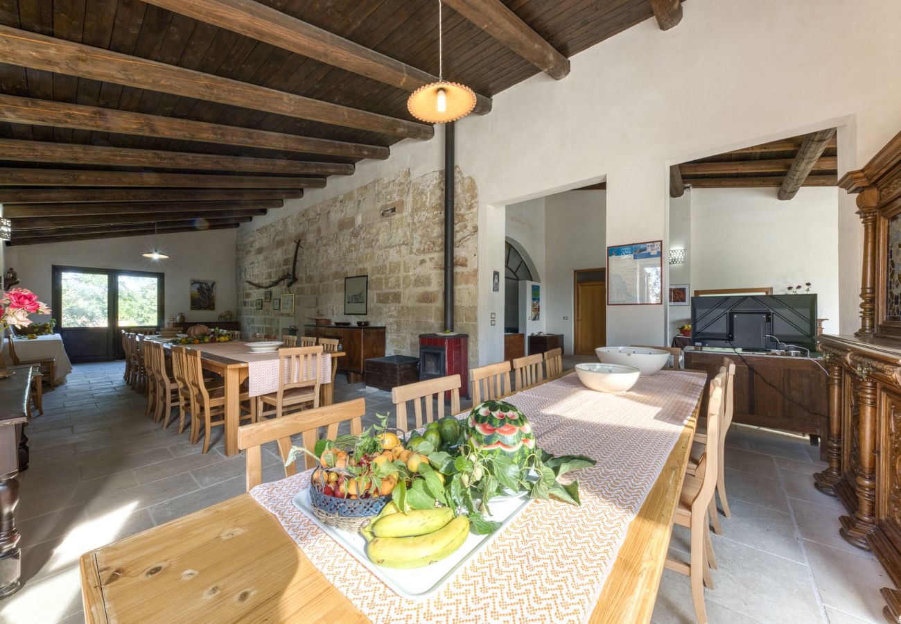 Villa à Casarano - Entière domaine rural avec piscine, usage exclusif