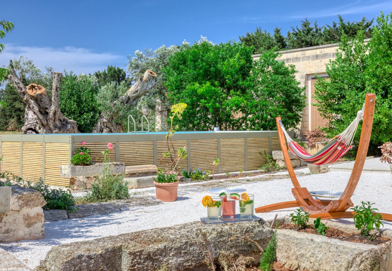 Villa à Casarano - Entière domaine rural avec piscine, usage exclusif
