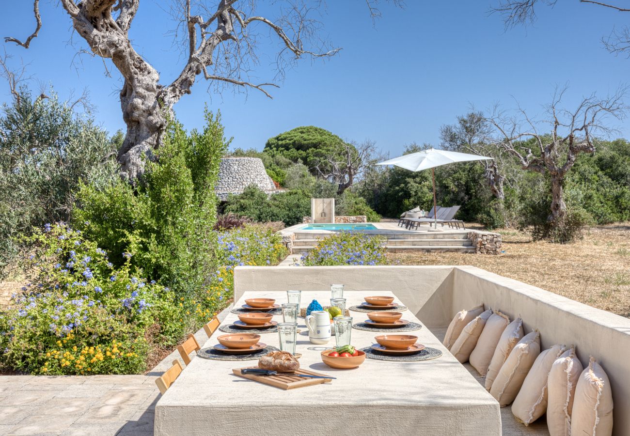 Villa à Pescoluse - Jolie Villa avec piscine & jardin à 2km plage