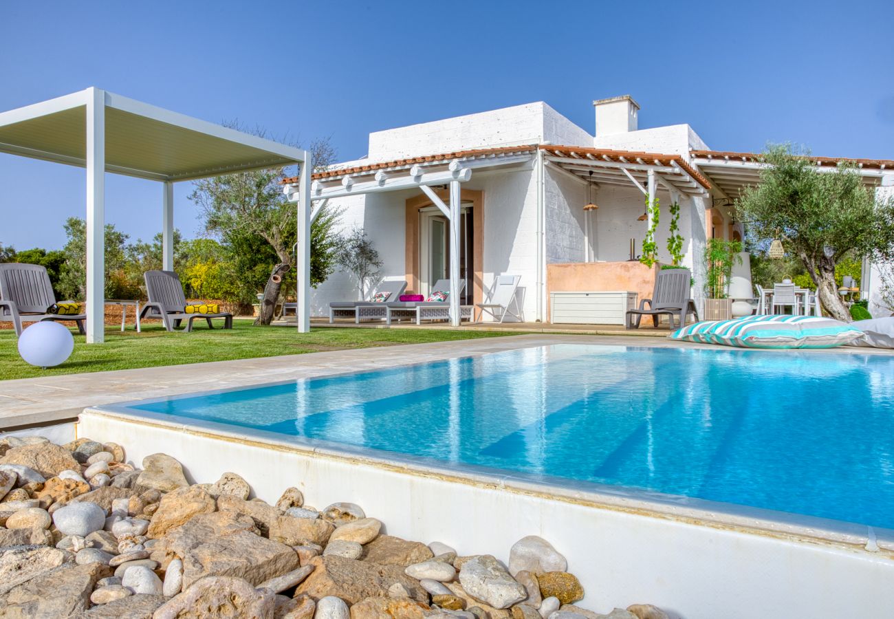 Villa à Pescoluse - Merveilleuse villa avec piscine et grand jardin