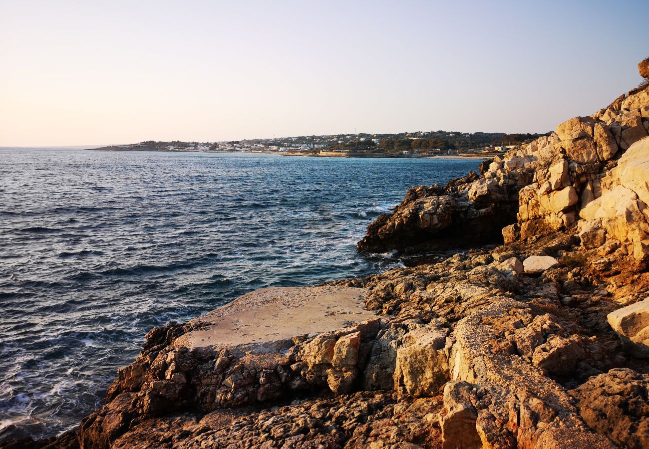 Casa a Leuca - Villa sul mare con accesso mare diretto & jacuzzi