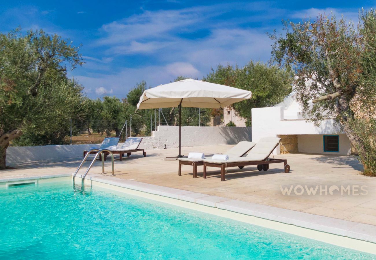 Villa a Leuca - Villa con piscina a sale verde turchese, a pochi minuti d'auto dal mare