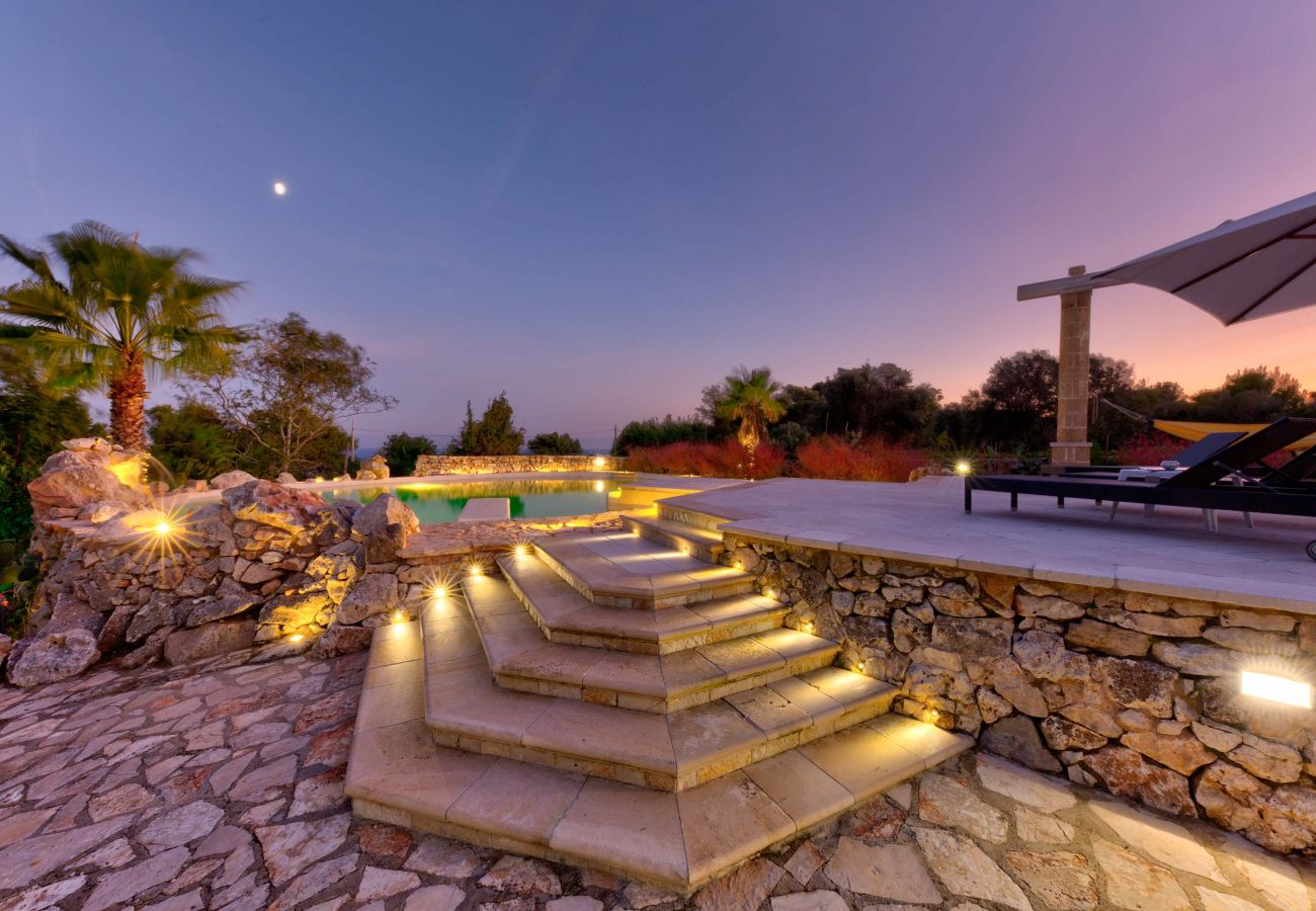 Villa a Gagliano del Capo - Villa da sogno con piscina naturale e vista mare