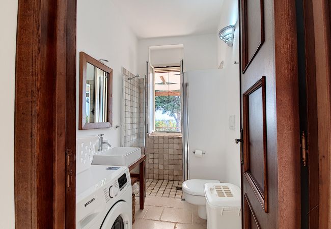 Villa a Torre Pali - Villa panoramica con piscina, a 2km dalla sabbia Villa a Torre Pali - Villa panoramica con piscina, a 2km dalla sabbia