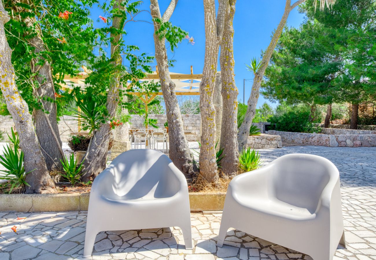 Villa a Torre Pali - Villa panoramica con piscina, a 2km dalla sabbia